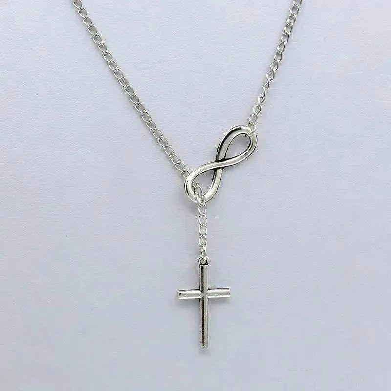 Collier Croix d'Infini