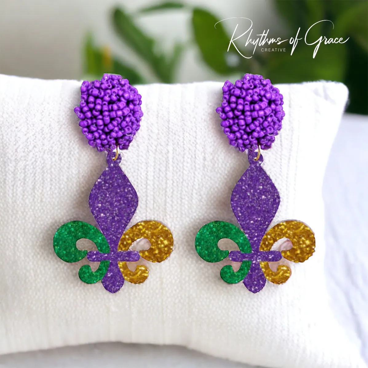 Mardi Gras Earrings - New Orleans Jewelry, Mardi Gras Jewelry, Fleur de lis Earrings, Purple Green Gold, Glitter Earrings, Beaded Earrings