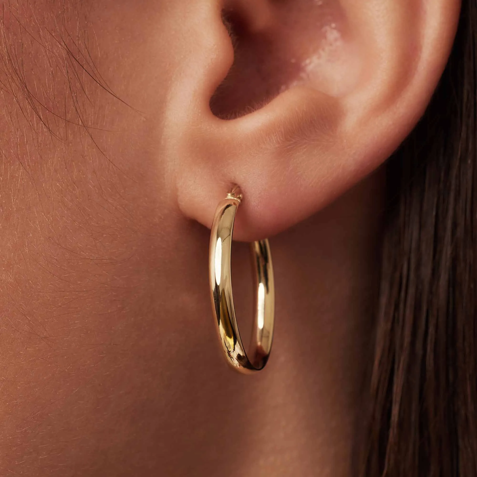 Rivoli Estrella 14 karat gold hoop earrings