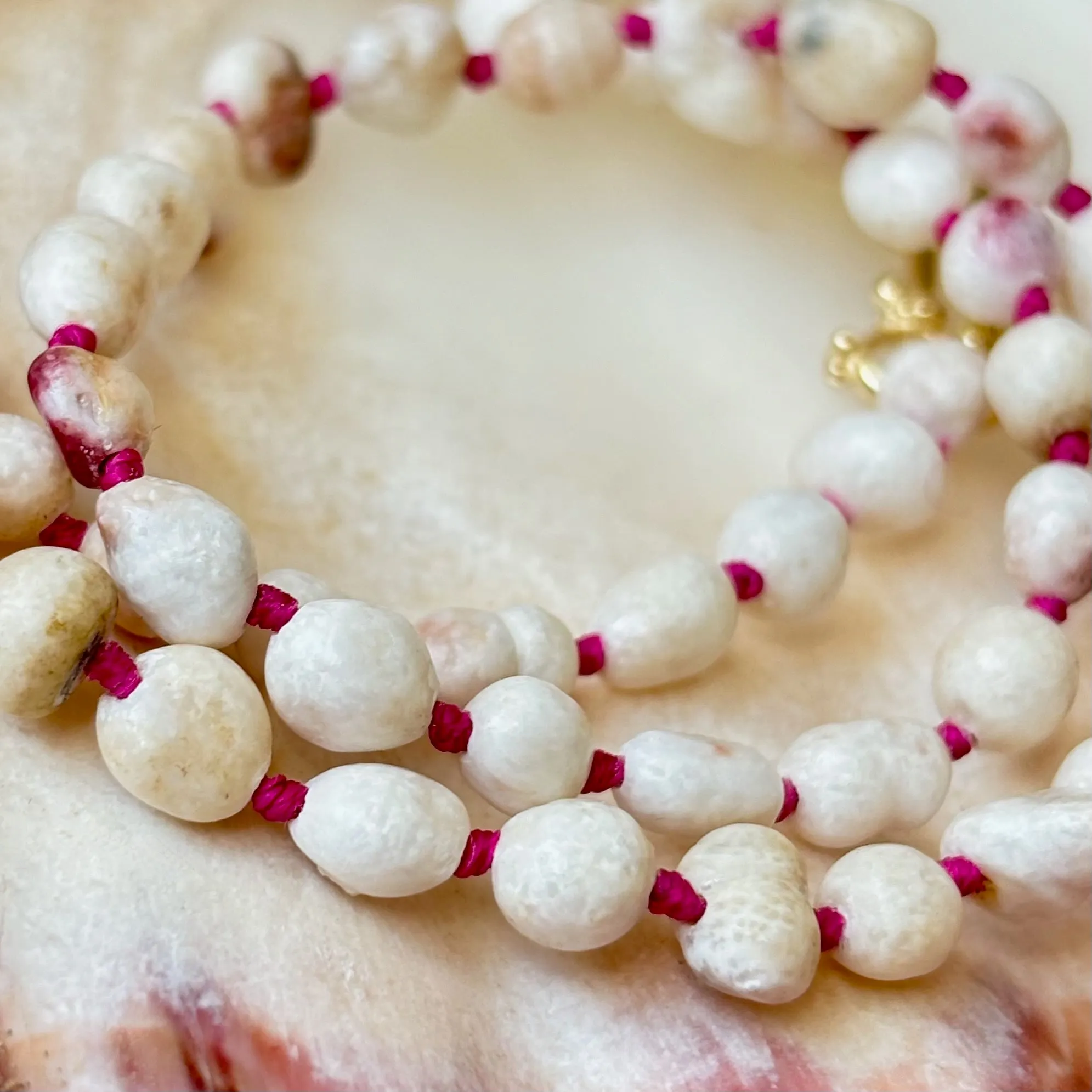 sweet heart natural wild found scallop pearl necklace